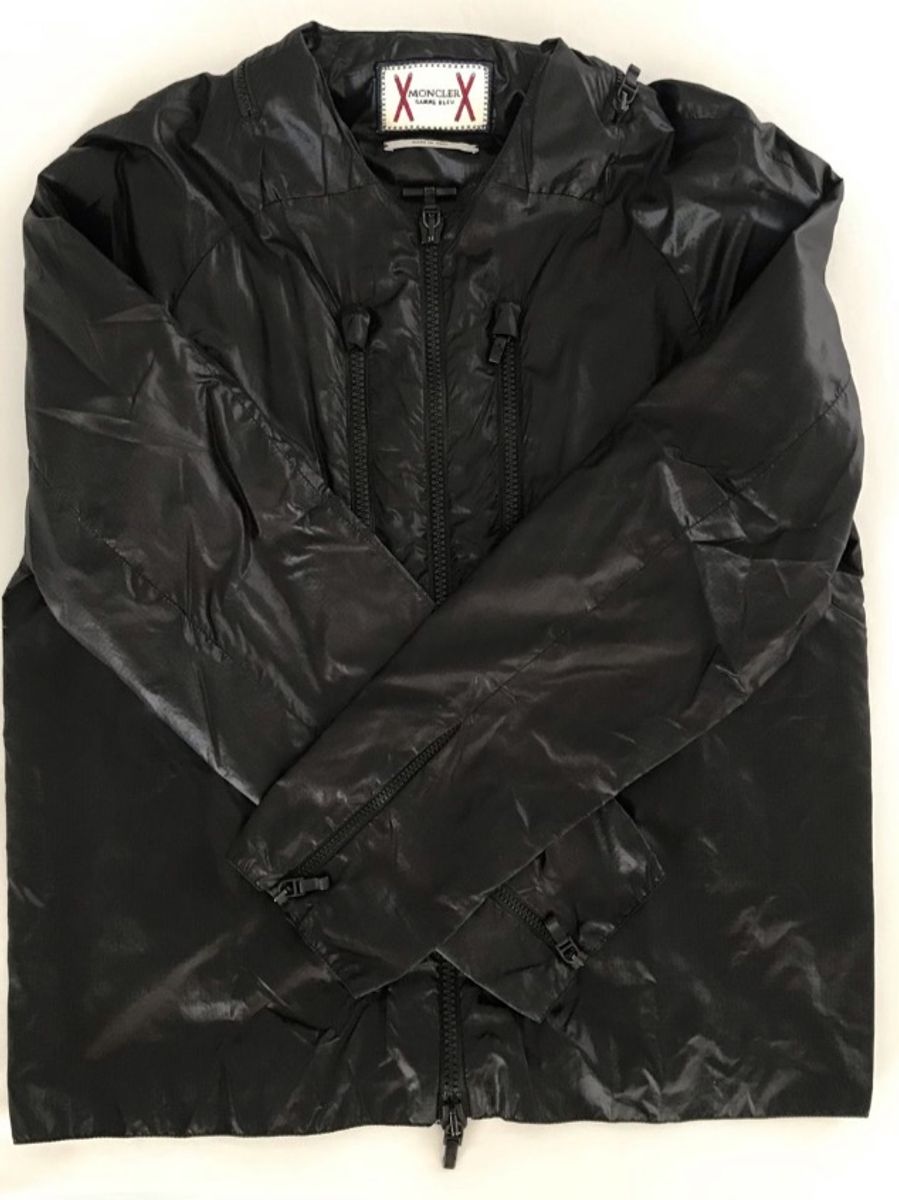 casaco moncler usado