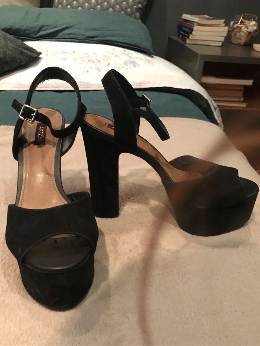 sandalia arezzo preço