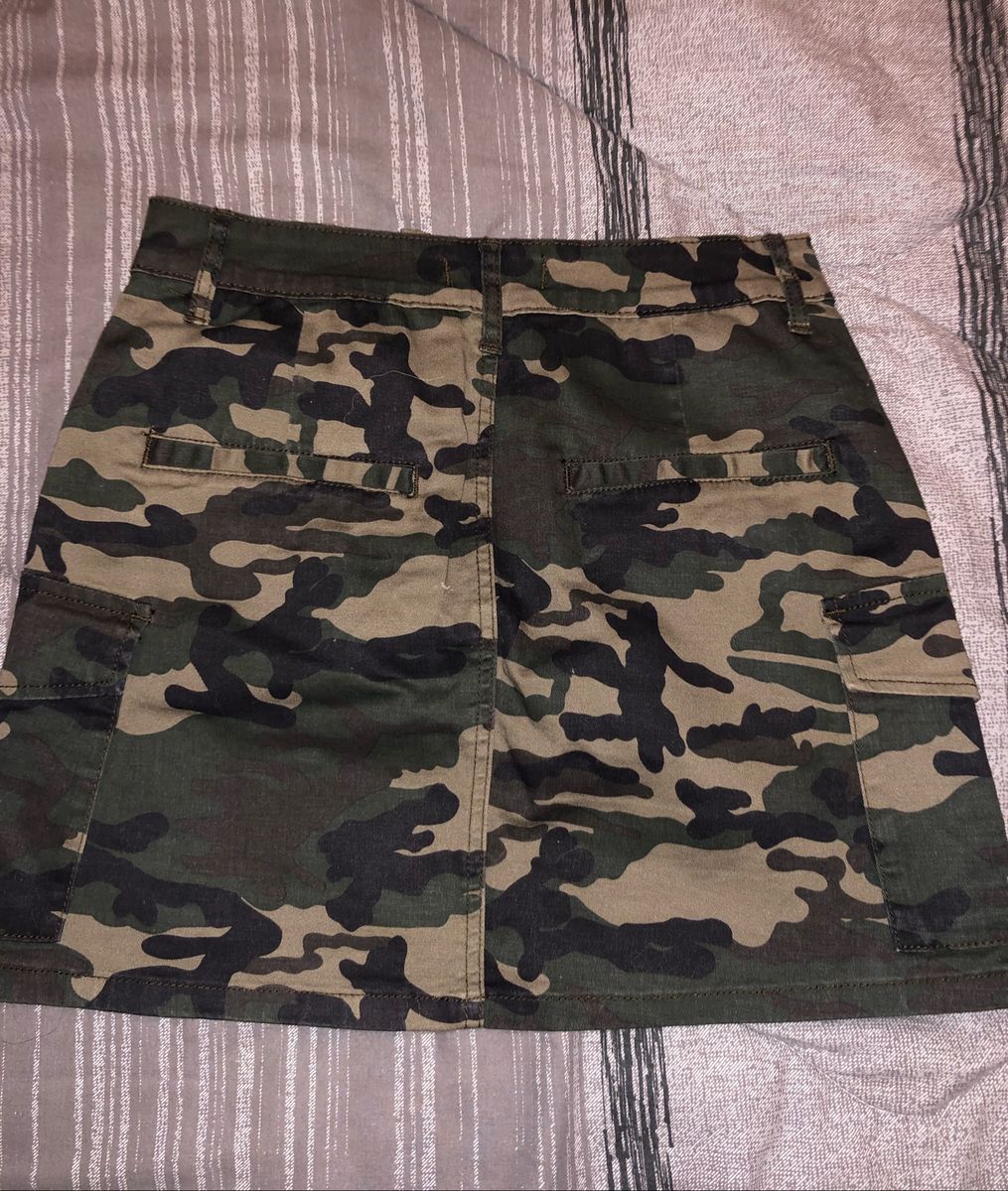 saia camuflada forever 21