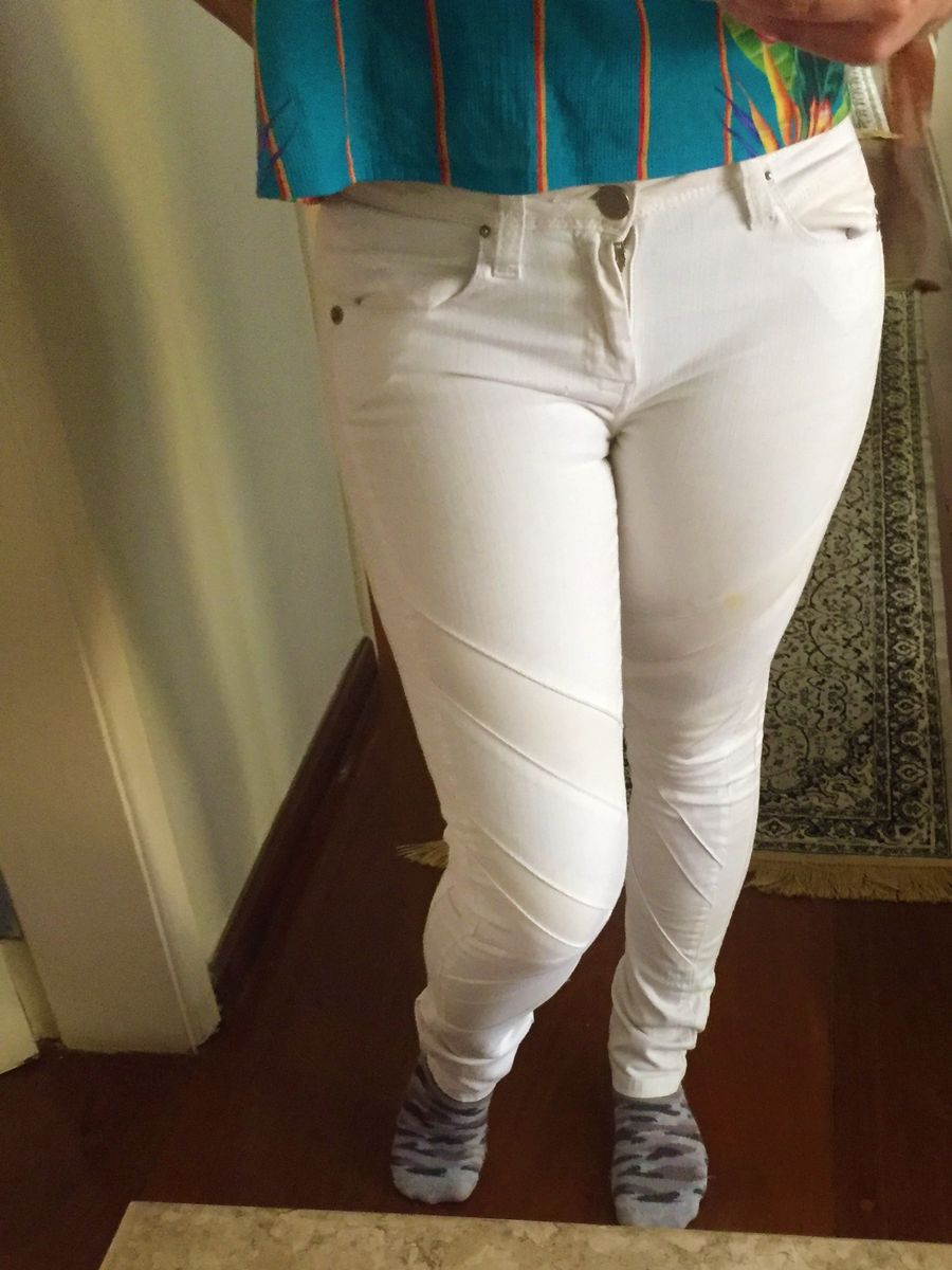 calça branca cintura baixa