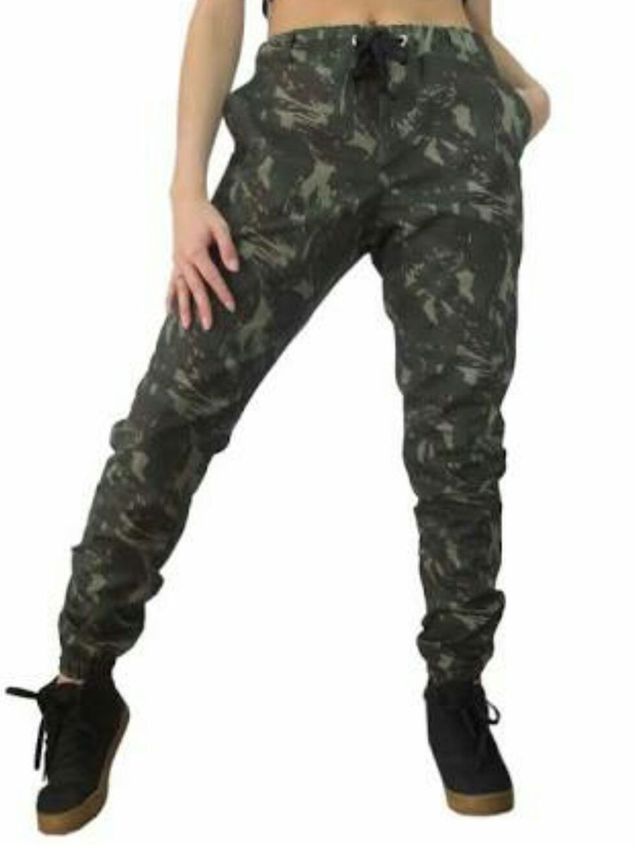 calça jogger camuflada feminina renner