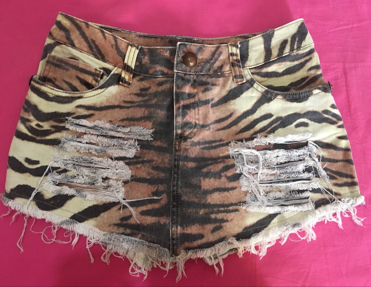 short saia animal print