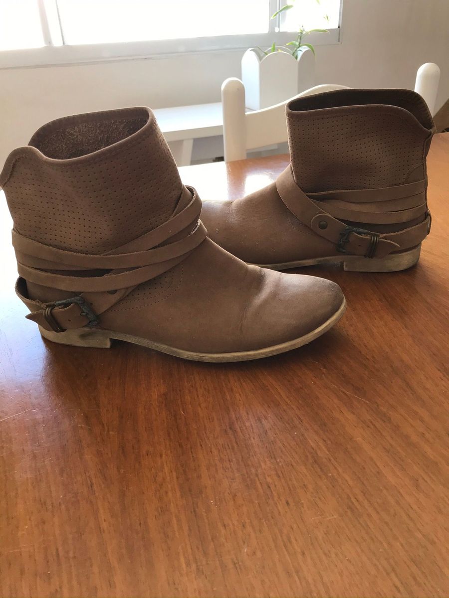 bota feminina rustica