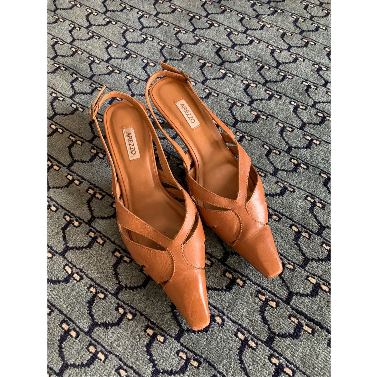 sapato fechado arezzo