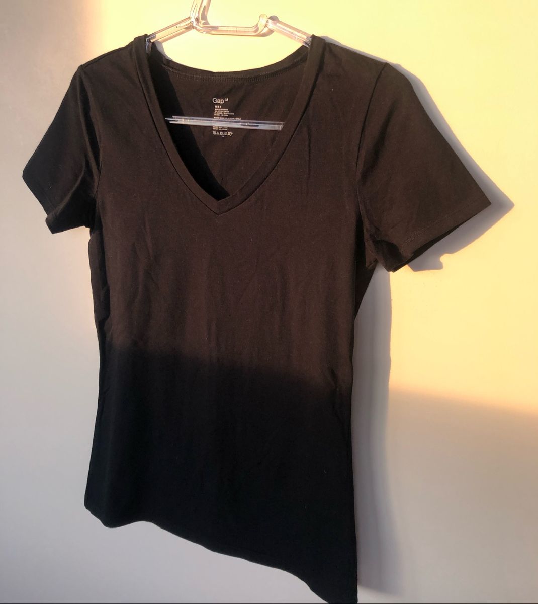 blusa da gap preta