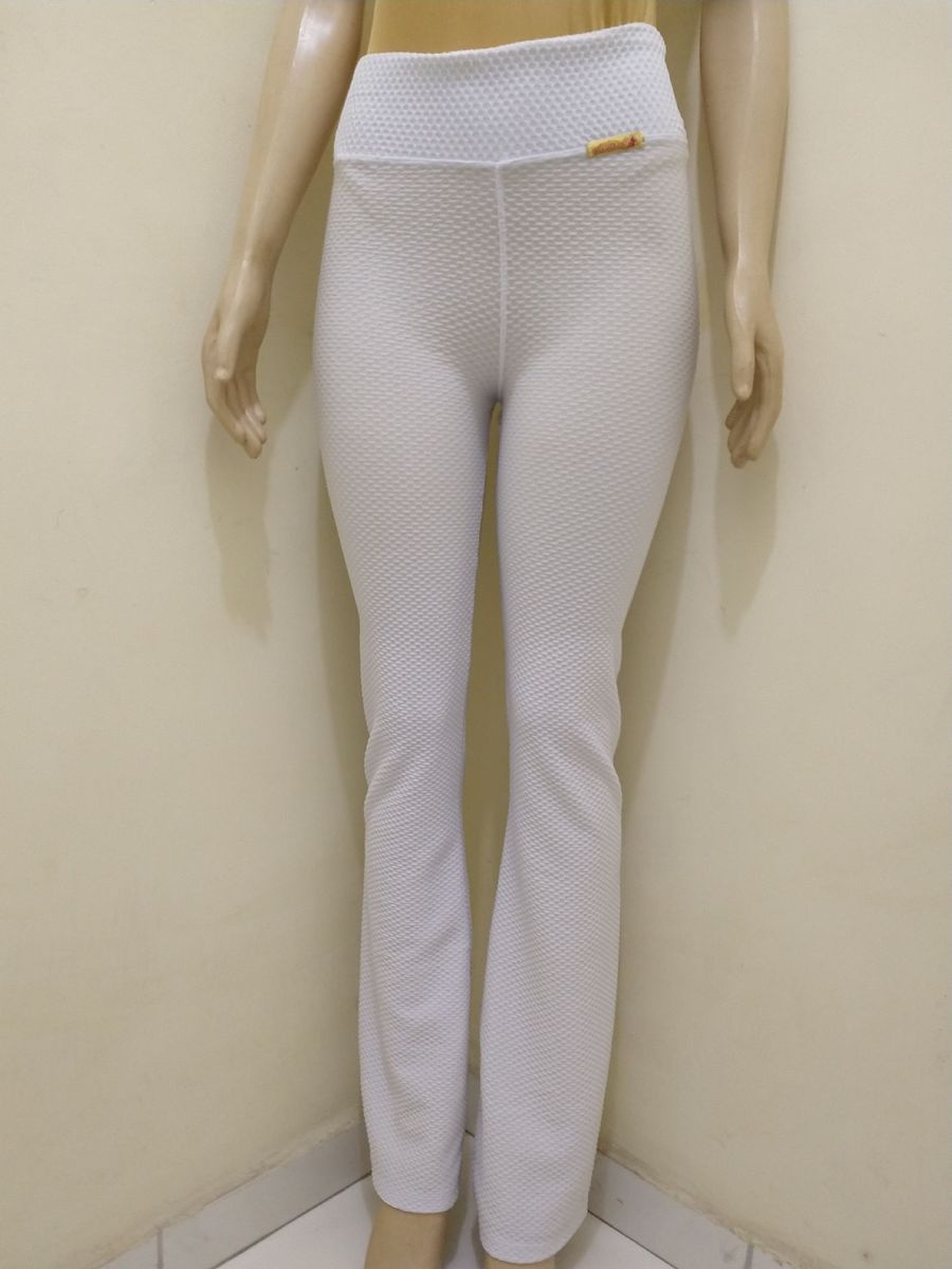 calça de malha branca feminina