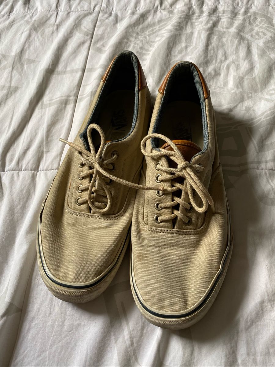 vans de couro bege