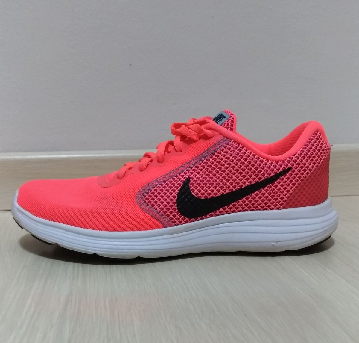 tenis nike feminino revolution 3