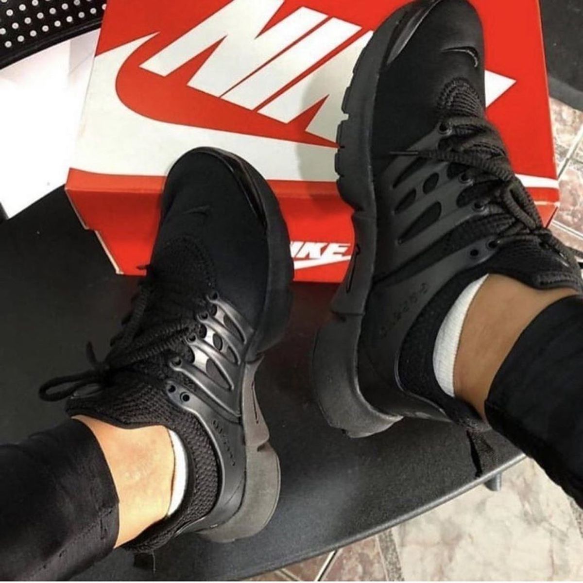 nike air presto essential preto
