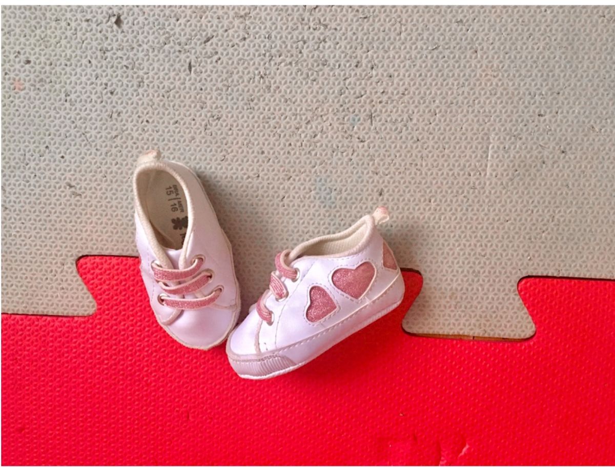 sapatinho de bebe renner