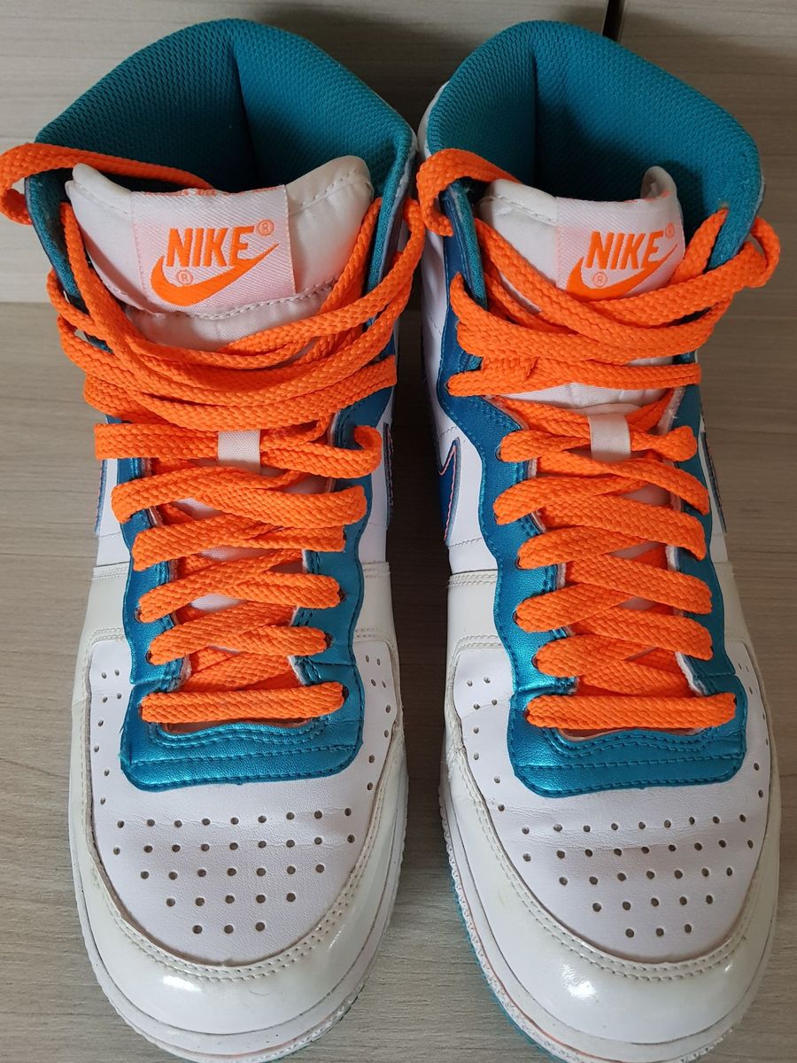 botinha fitness nike