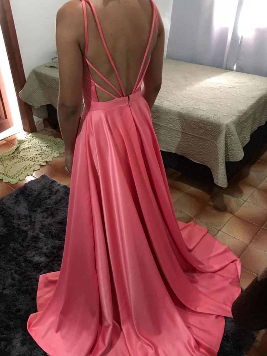 vestido longo com saia evase