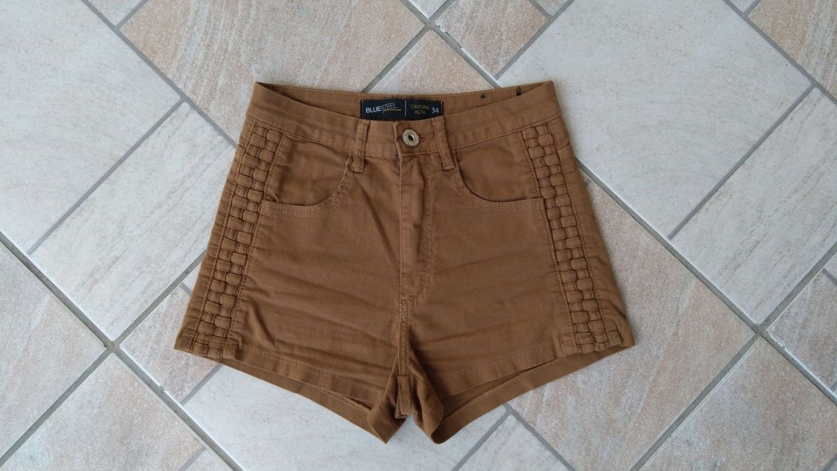 short marrom cintura alta