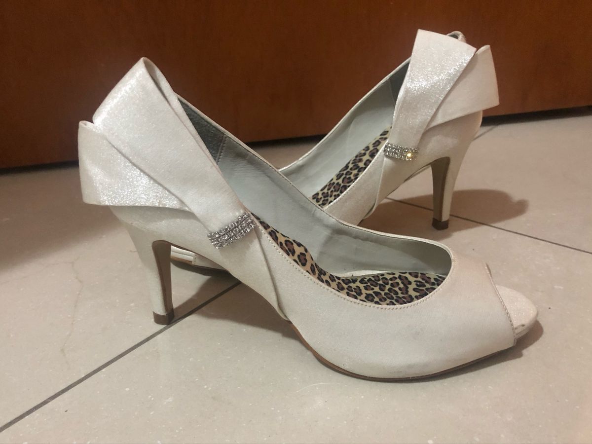 sapato off white noiva