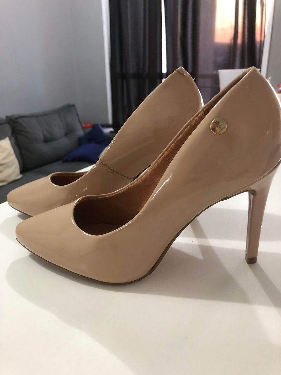 scarpin vizzano bege verniz