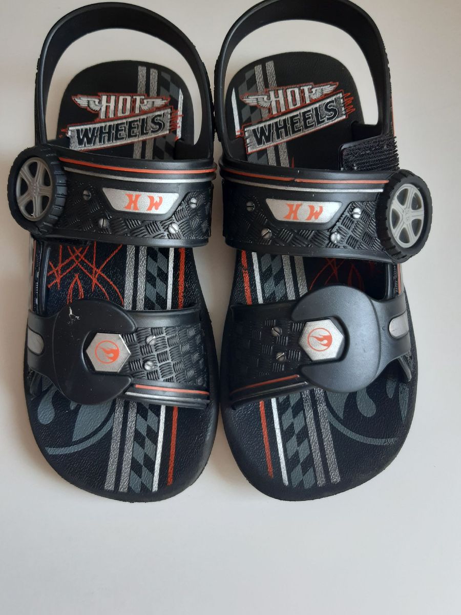 sandalia hot wheels 2018