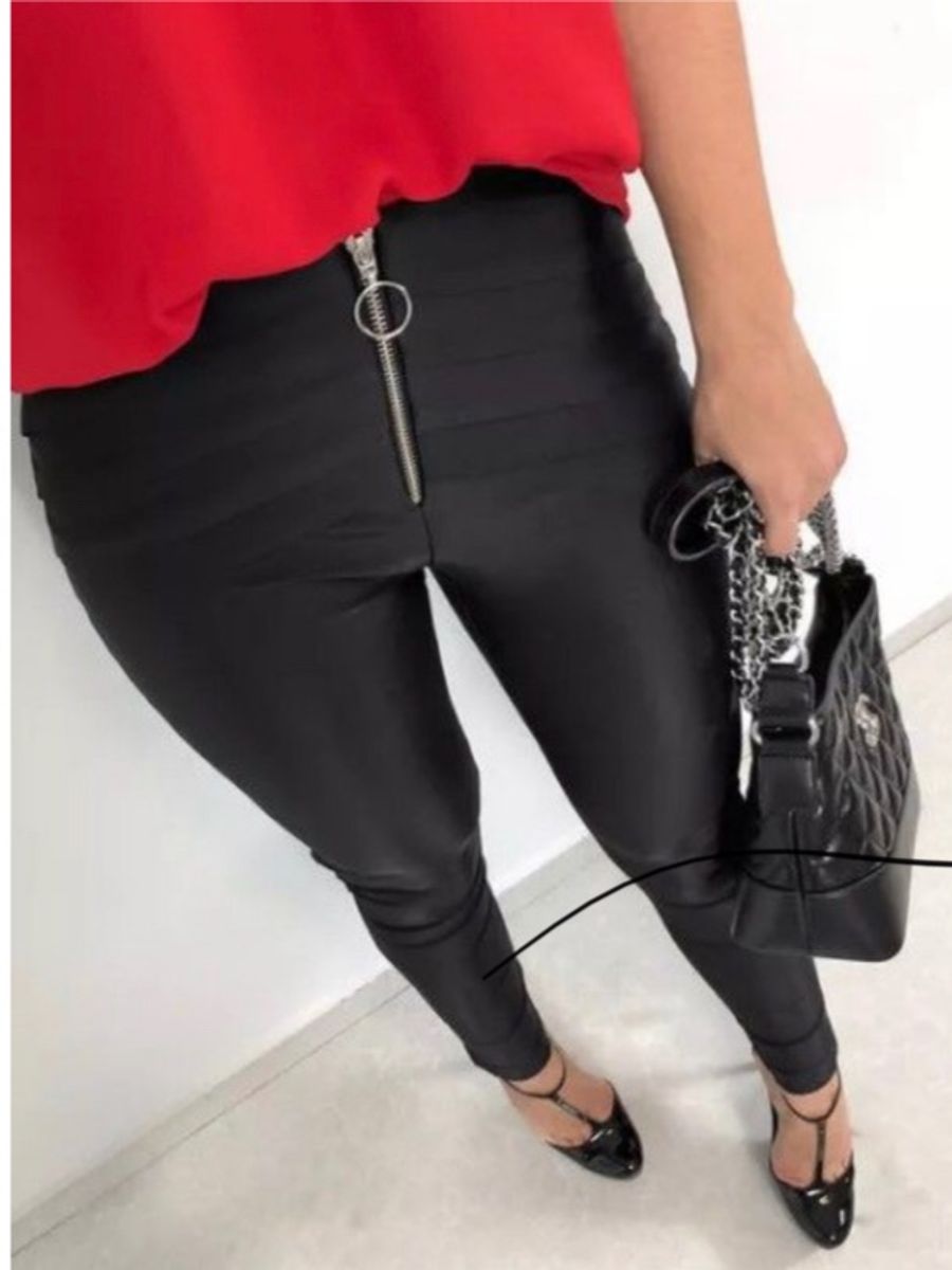 calça clochard preta plus size