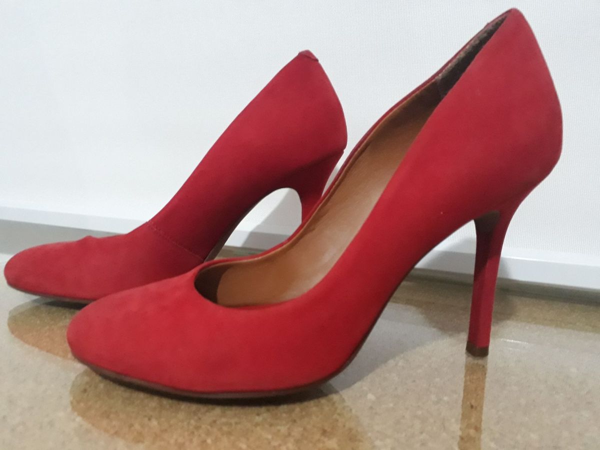 scarpin arezzo vermelho