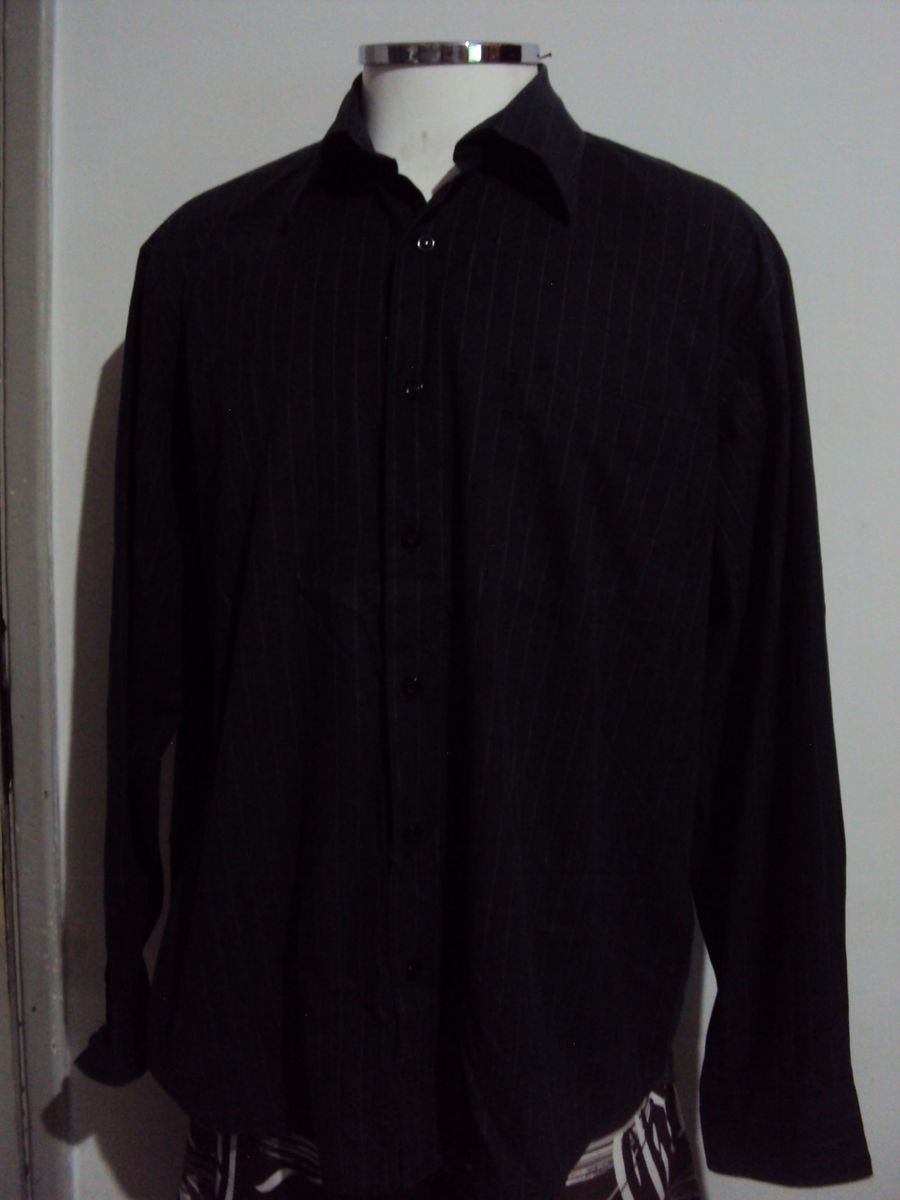 camisa social listrada preta