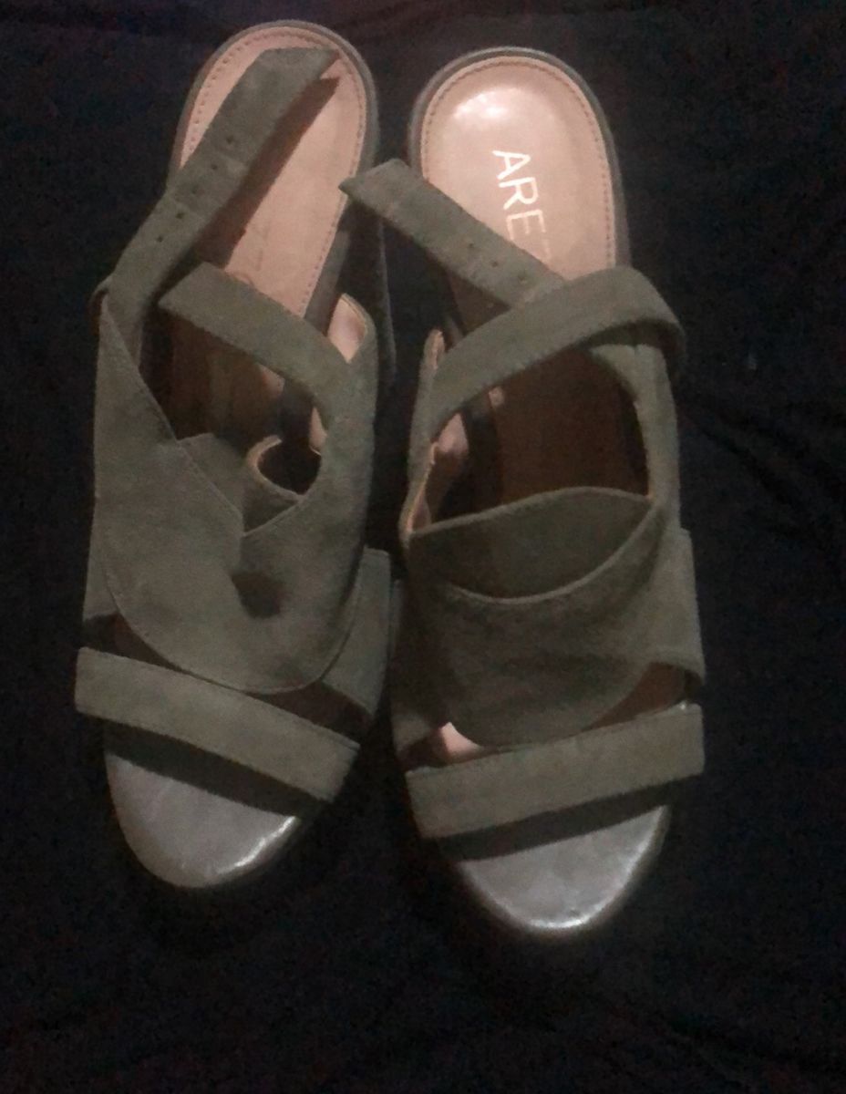 sandalia verde militar arezzo