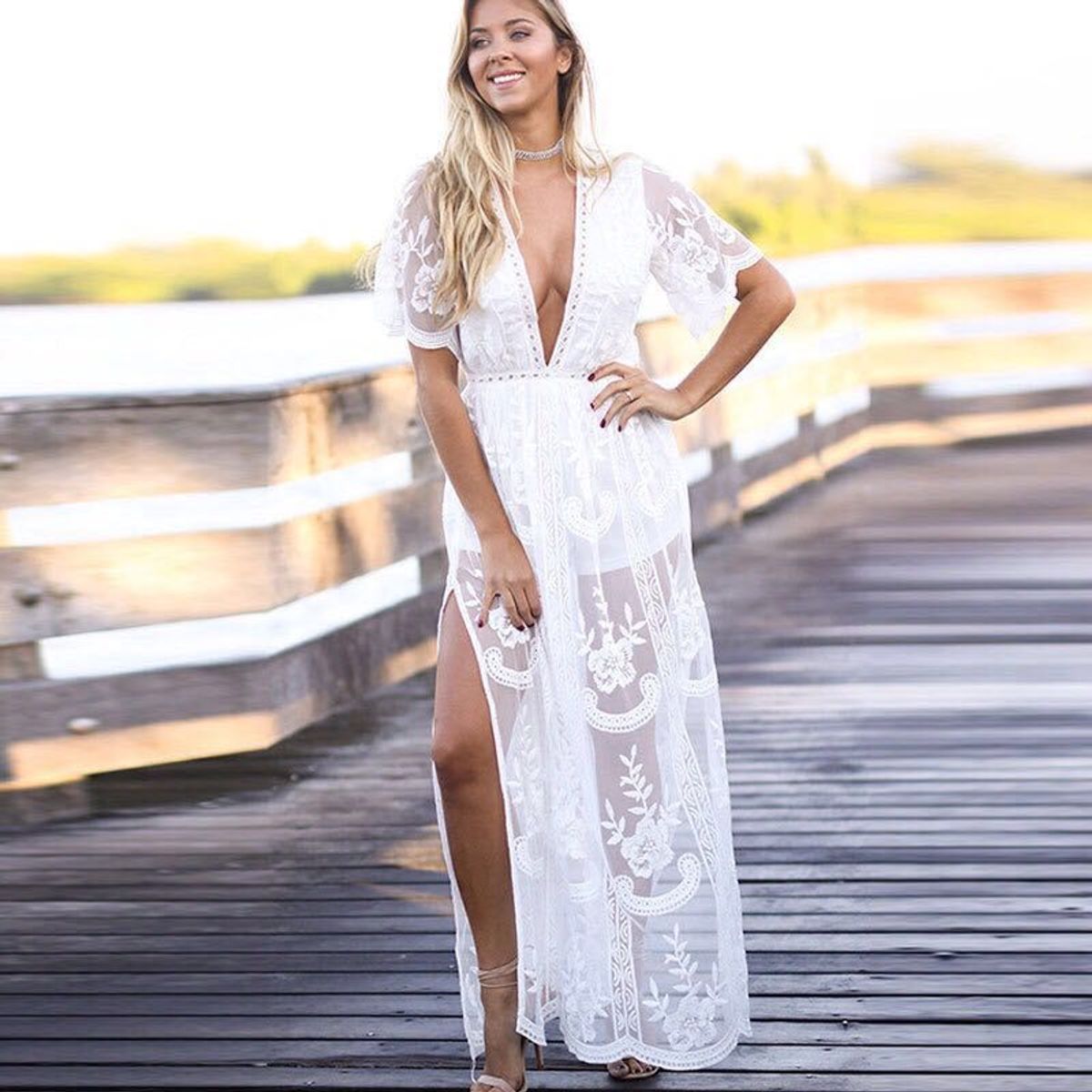 vestido estilo praia branco