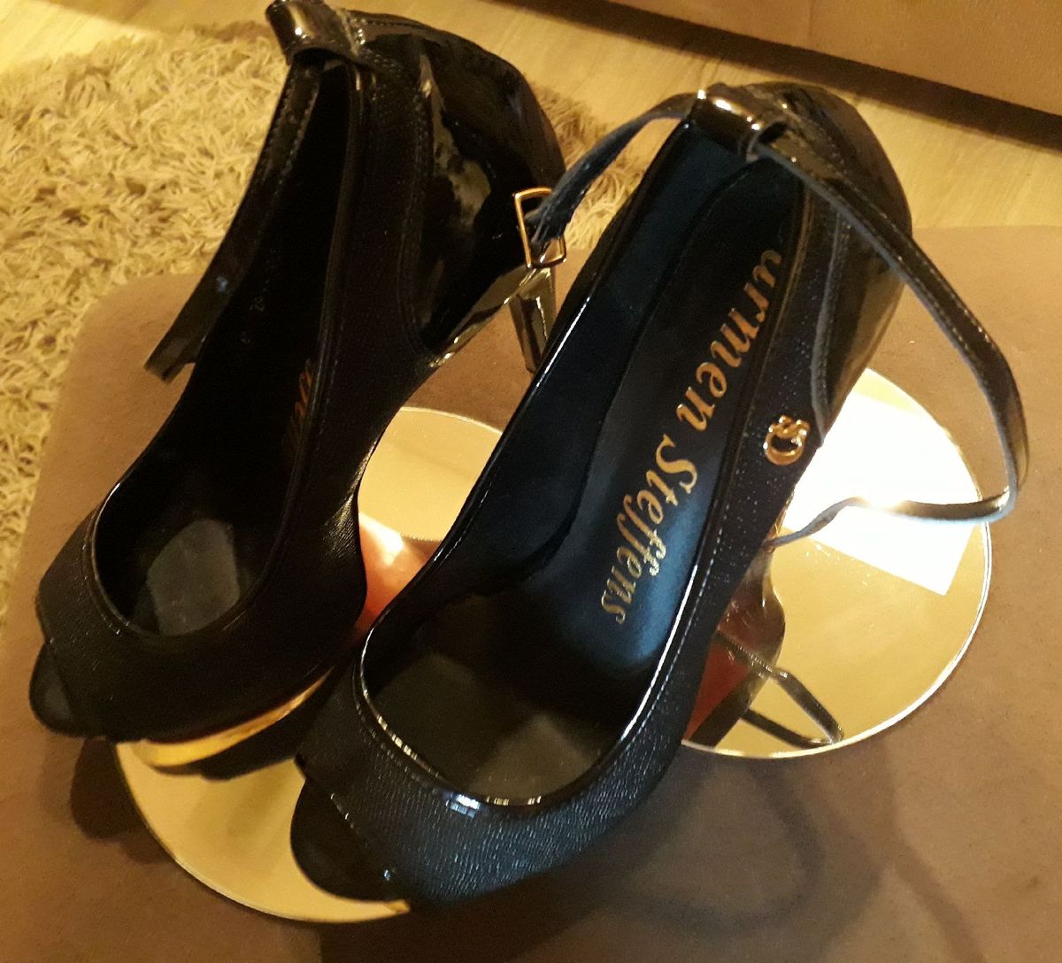 peep toe carmen steffens