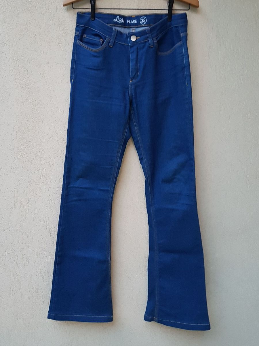 calça flare azul royal