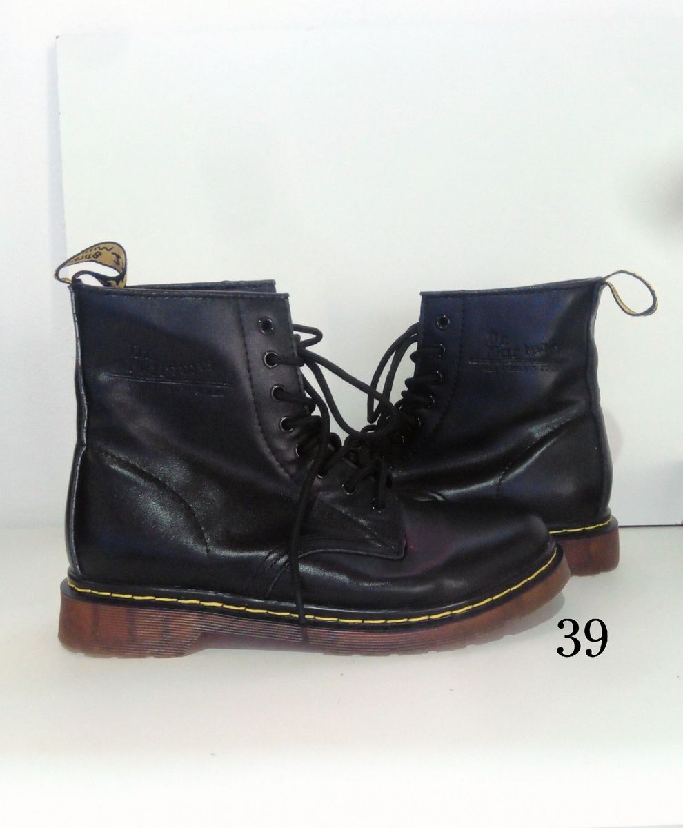 coturno replica dr martens