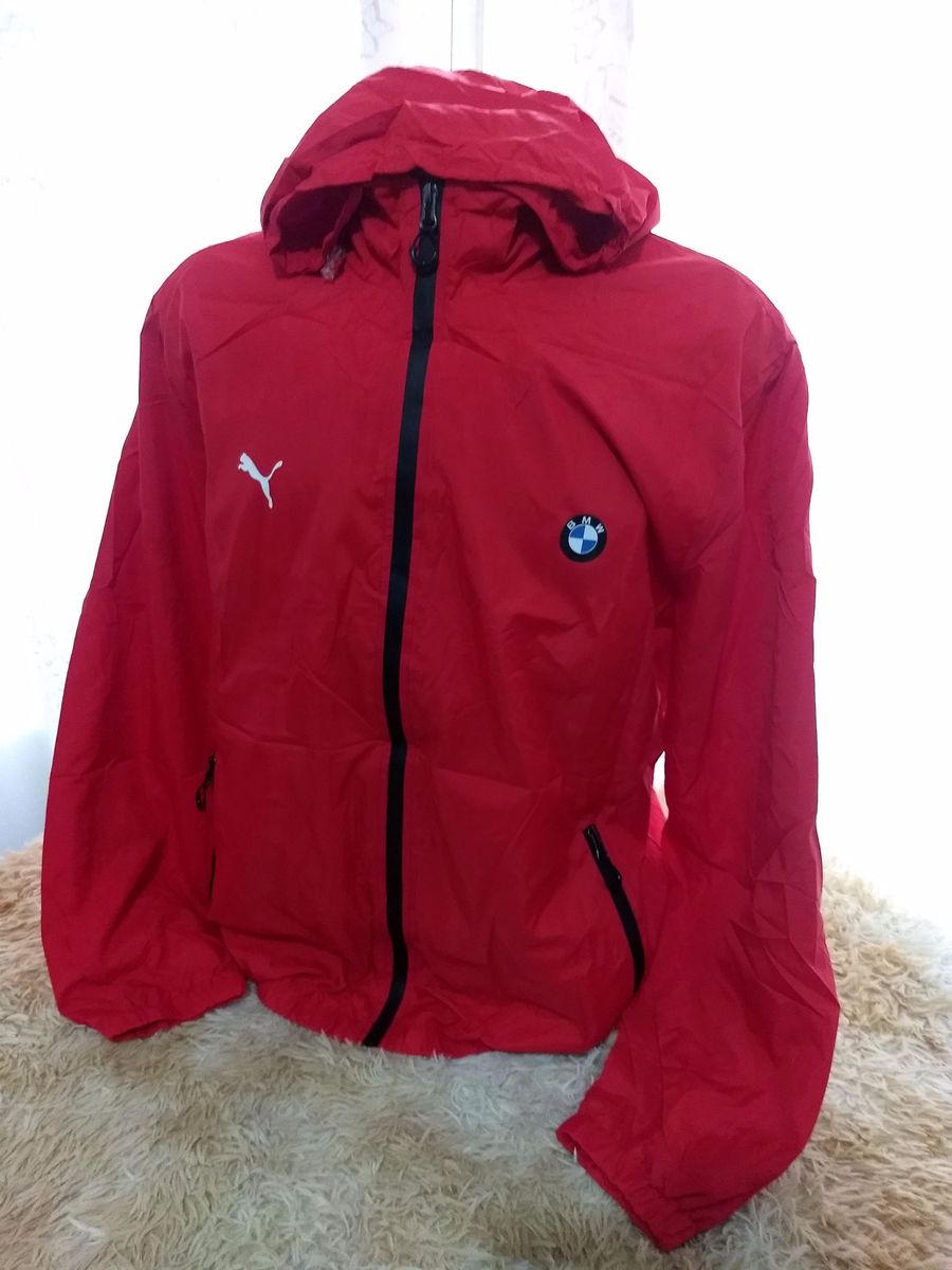 corta vento bmw vermelha