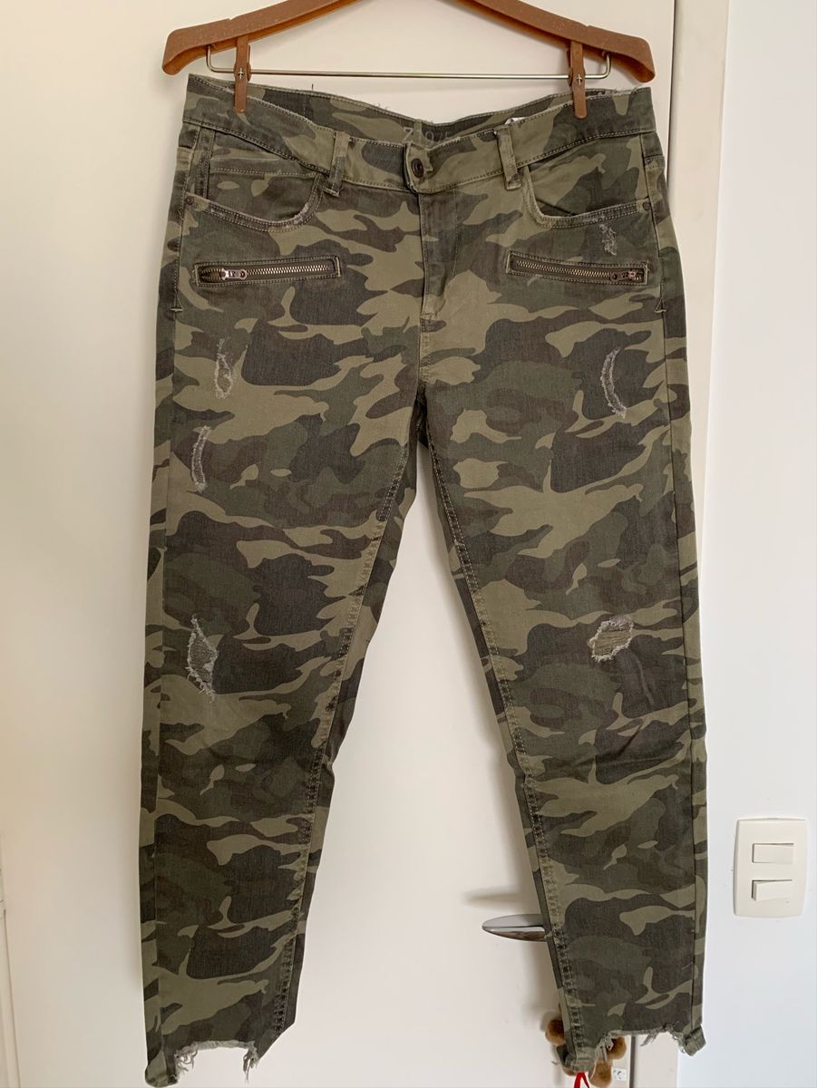 calça feminina camuflada zara