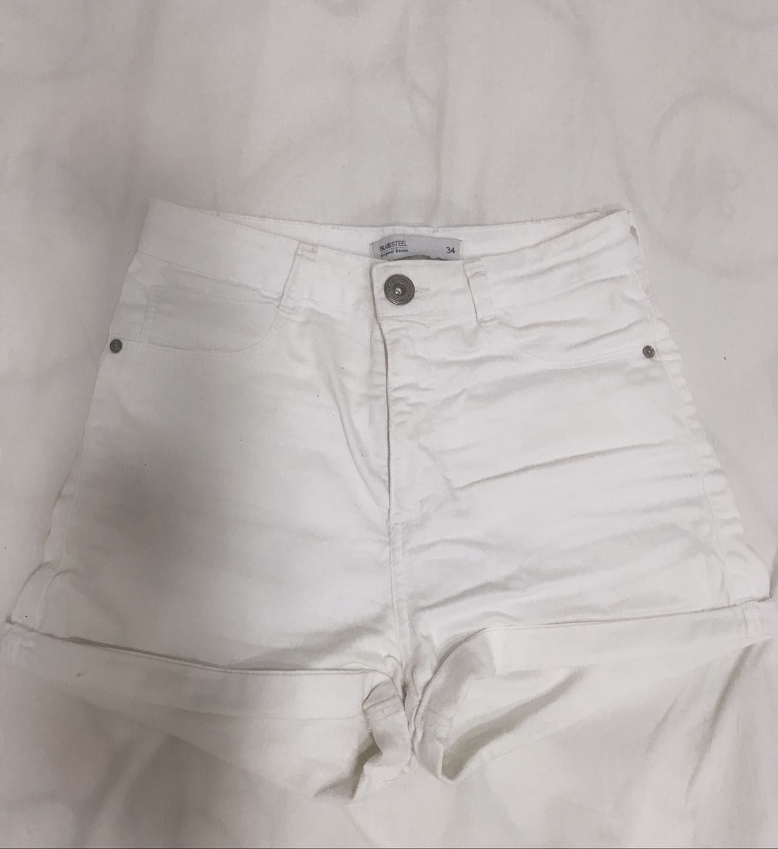 short jeans branco feminino cintura alta