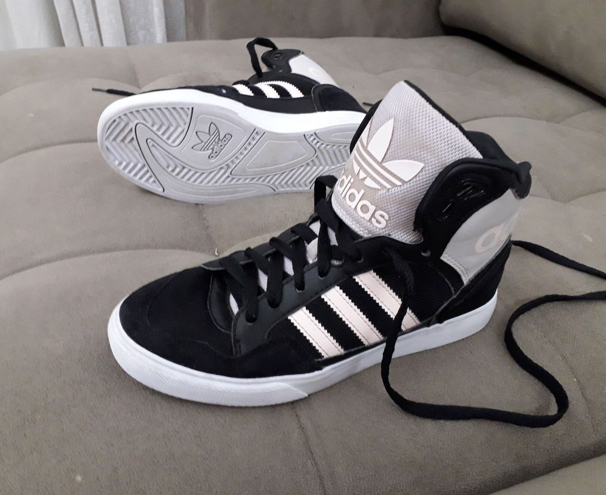 tenis adidas cano longo