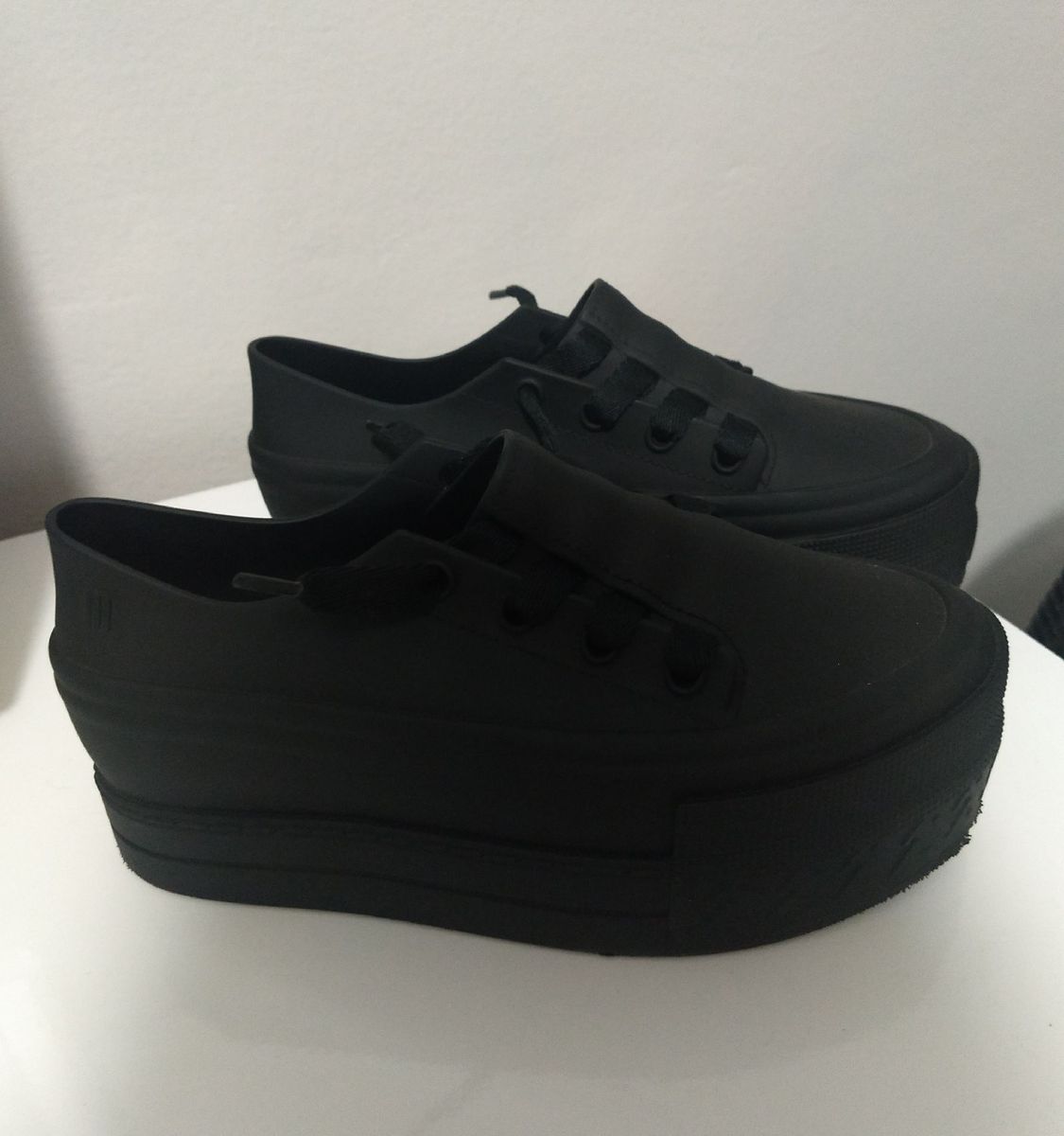 tênis plataforma melissa