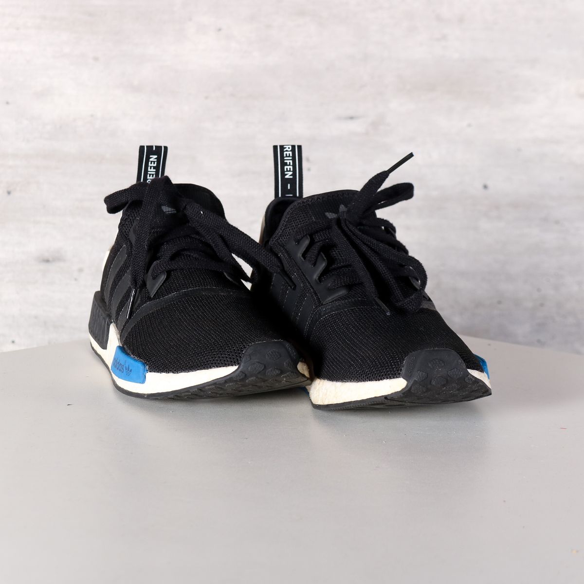 tenis adidas trançado