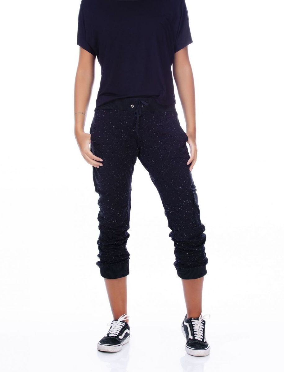 calça capri de moletom feminina