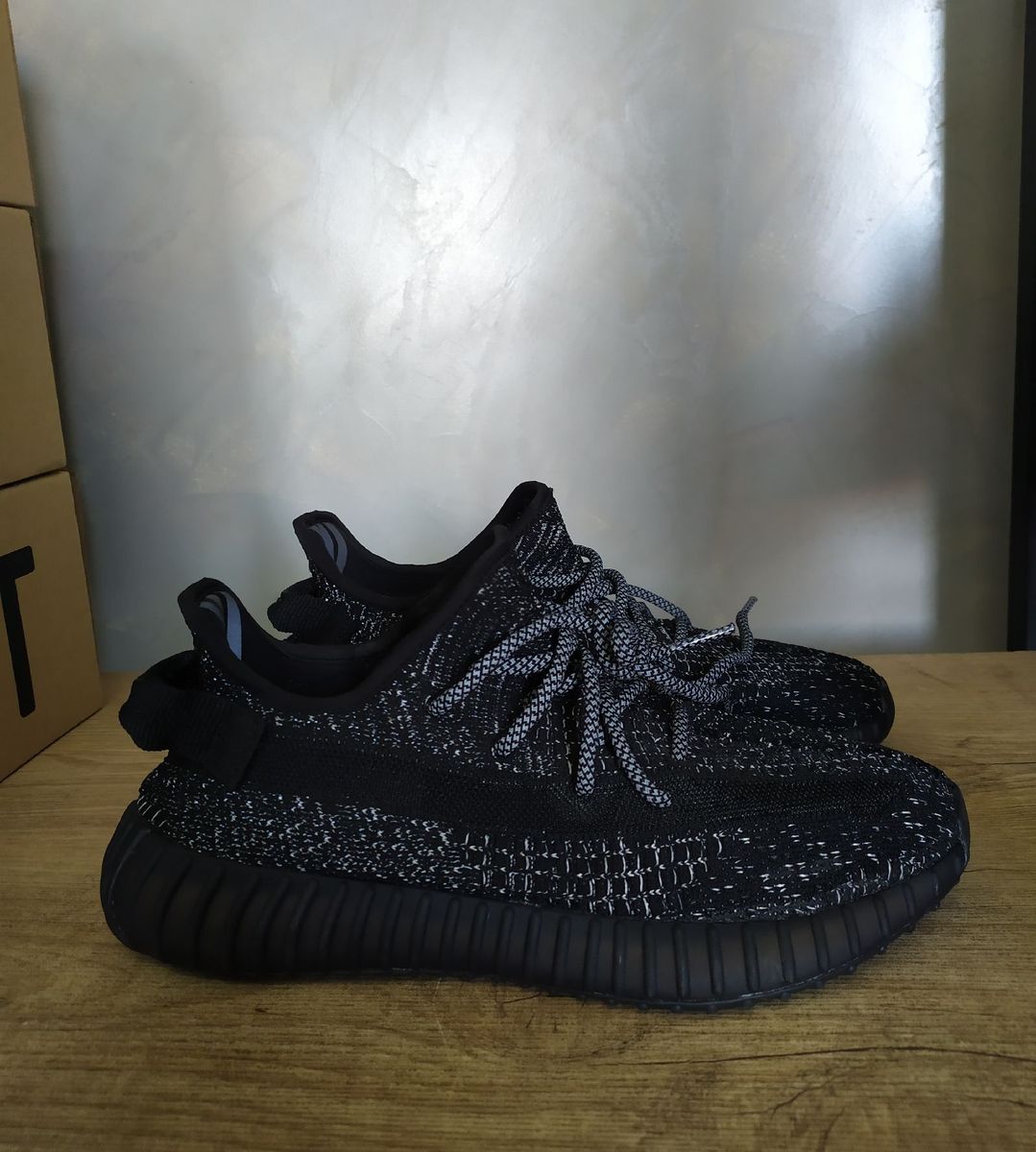 tenis refletivo adidas