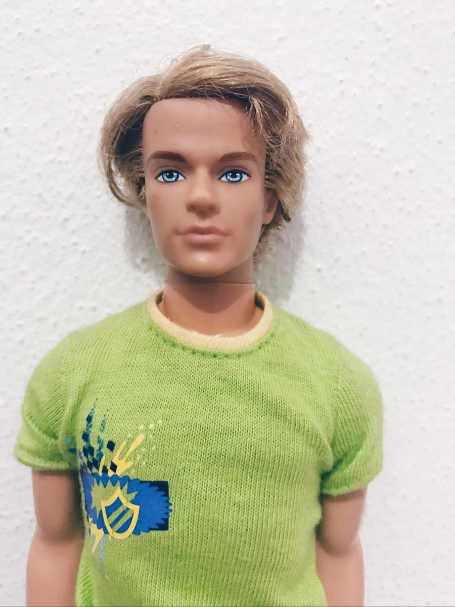 ken surfista barbie