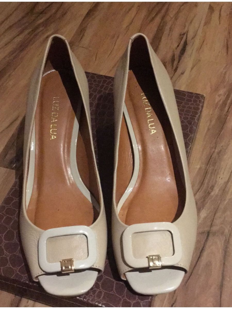 lua sapatos