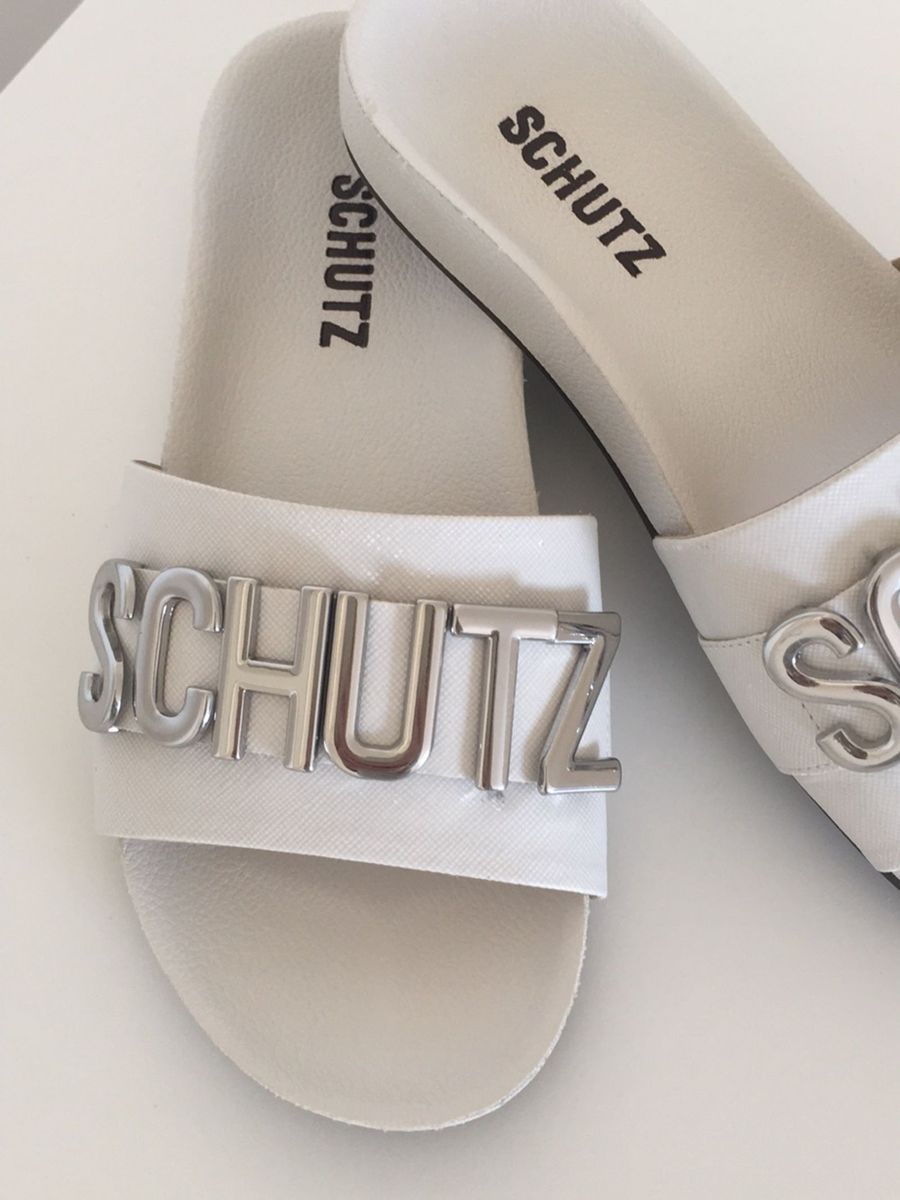 chinelo schutz