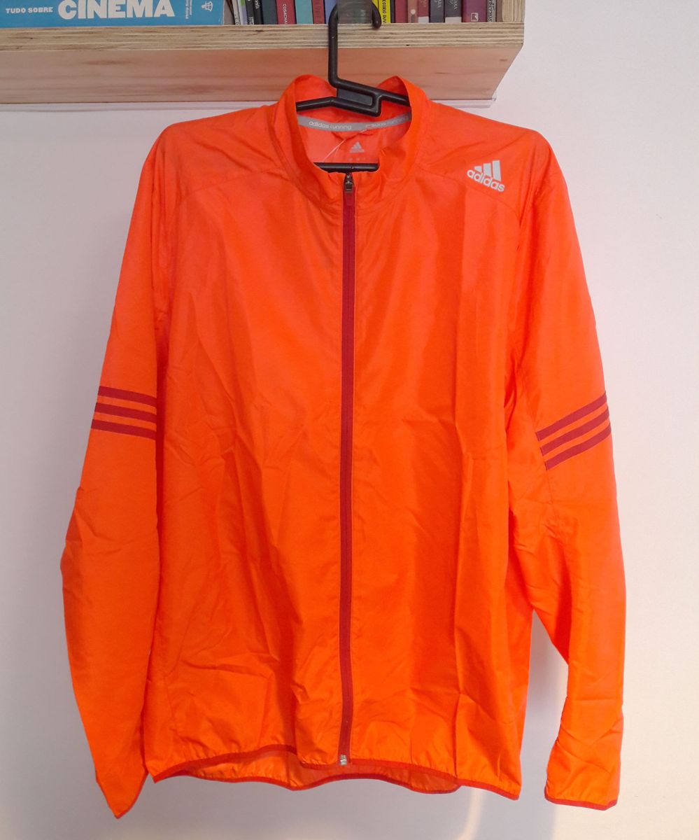 jaqueta wind response