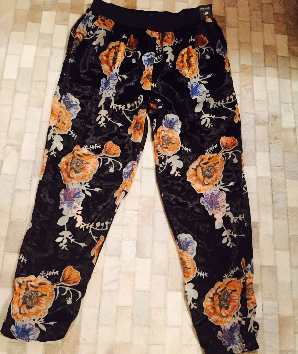 calça de pano leve