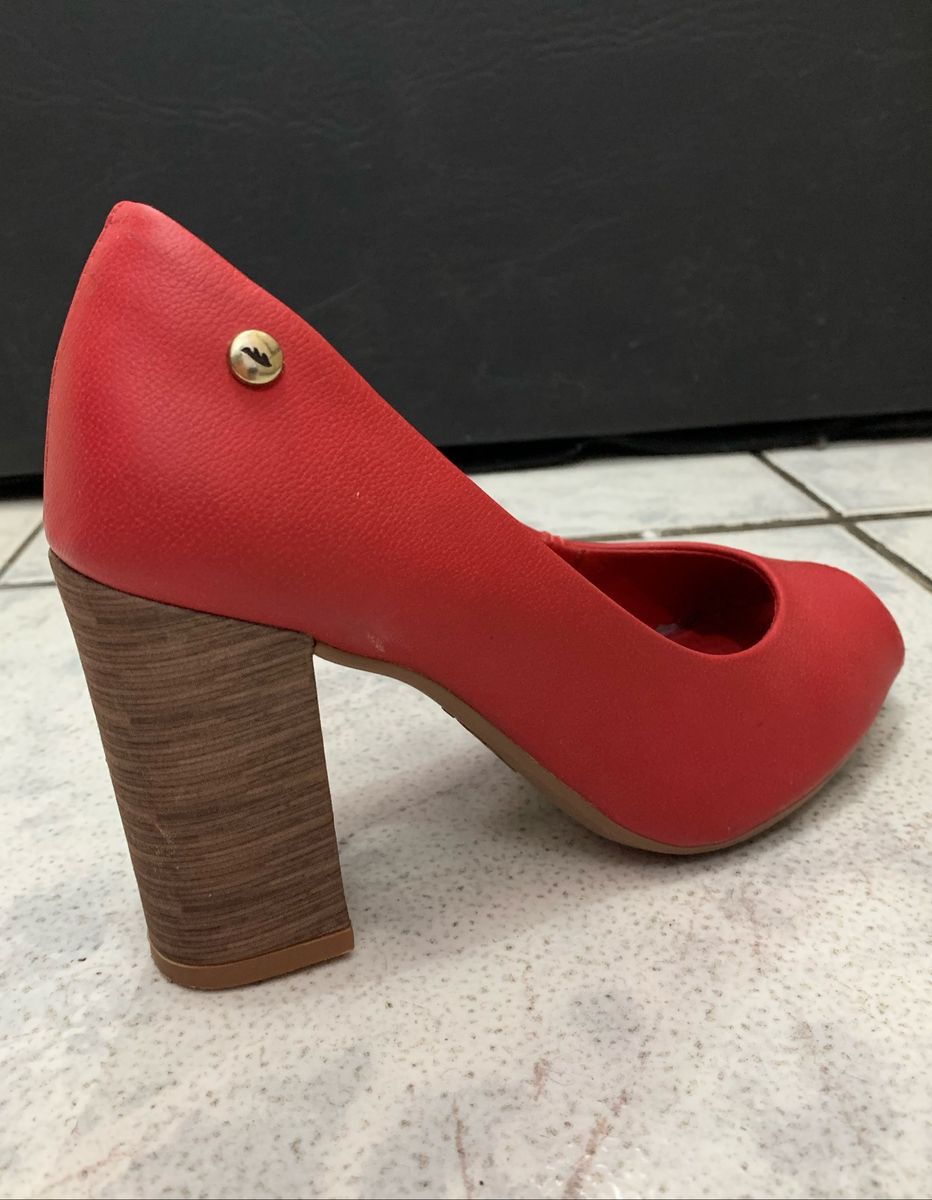 sapato vermelho dakota