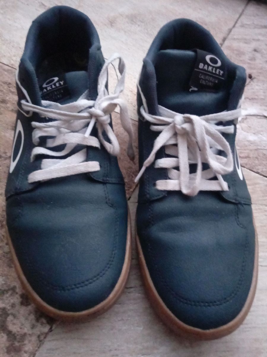 tênis oakley embarco