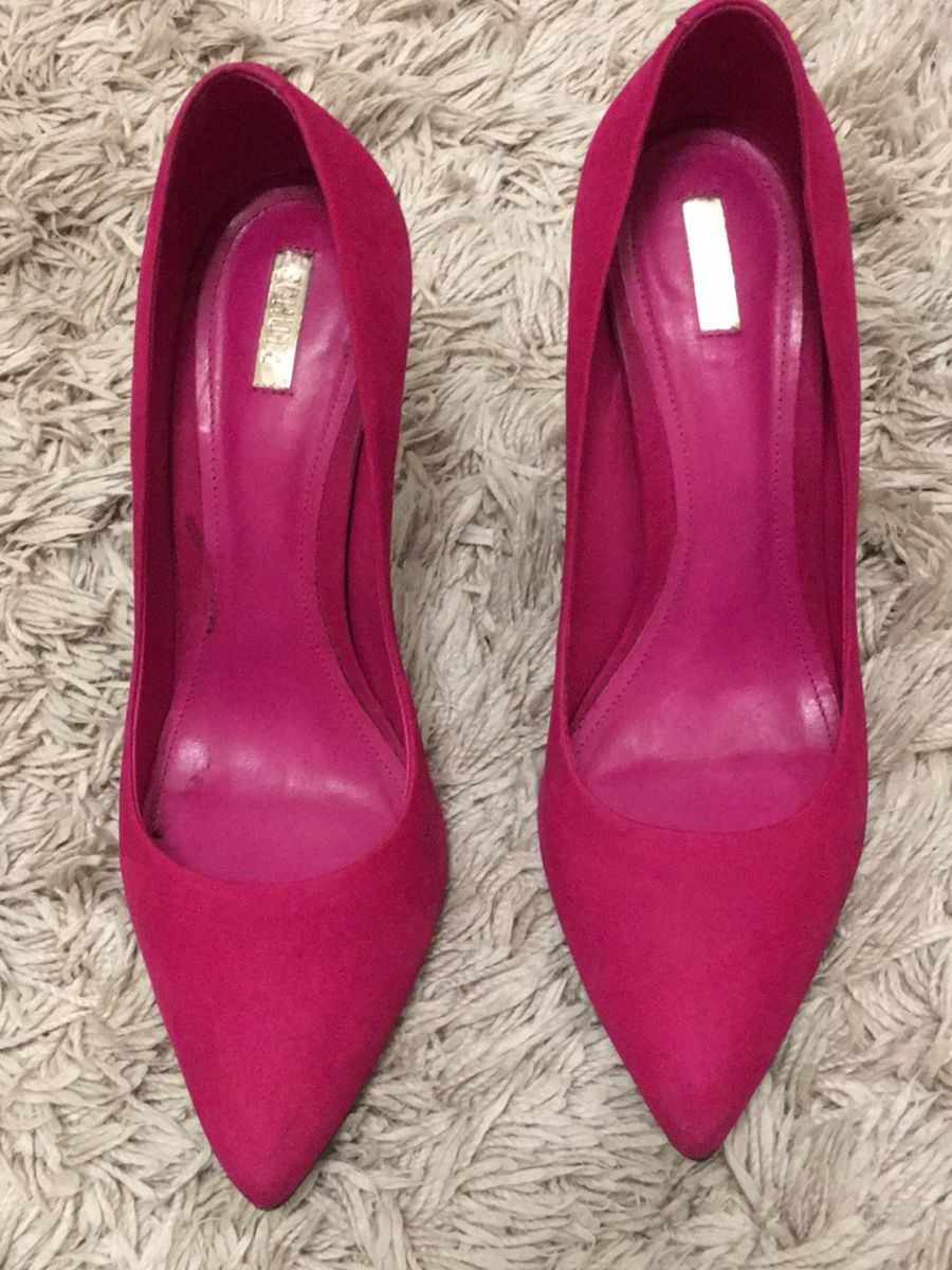 scarpin pink schutz