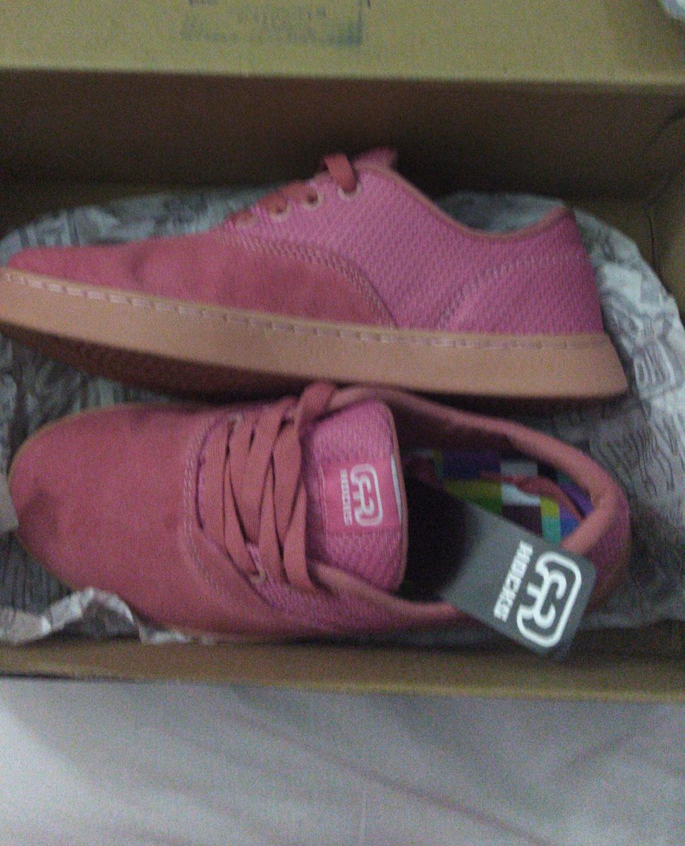 tênis rosa pink