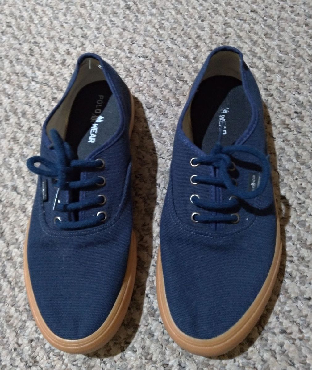 tenis polo azul