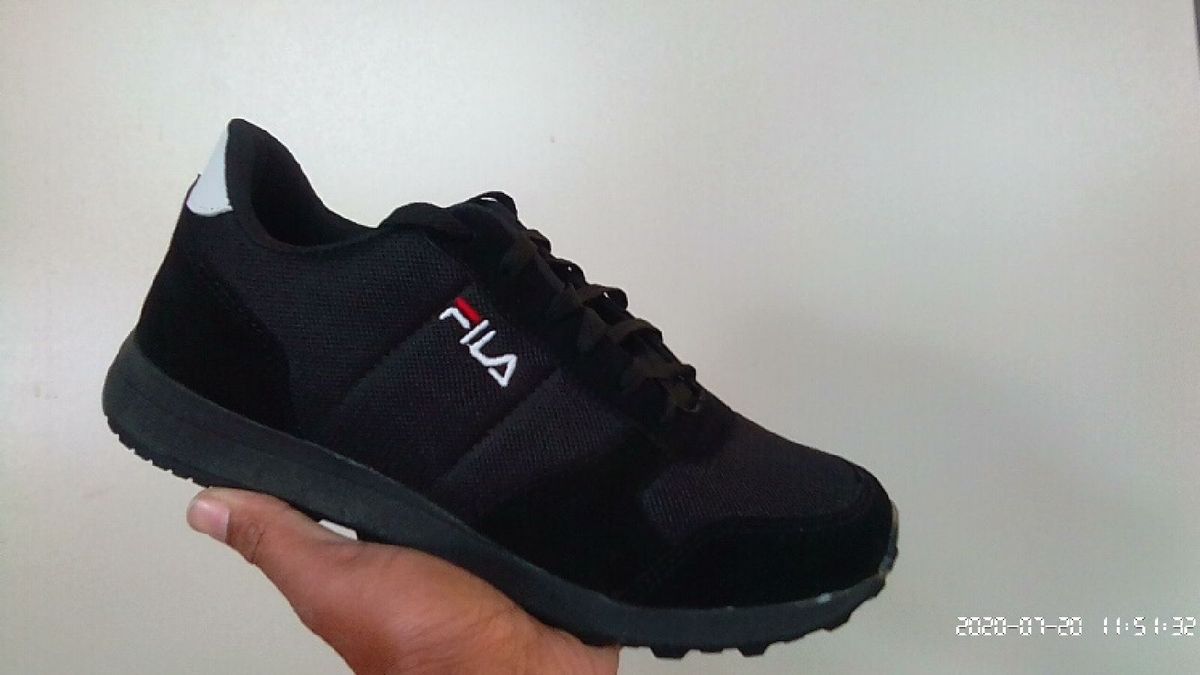novo tenis fila preto