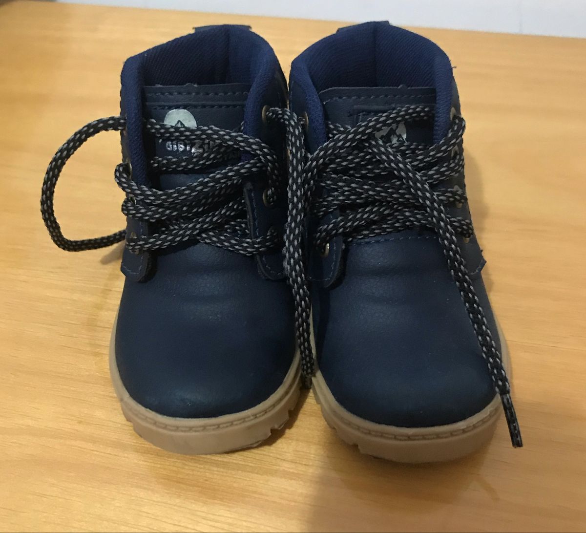 bota gibizinho