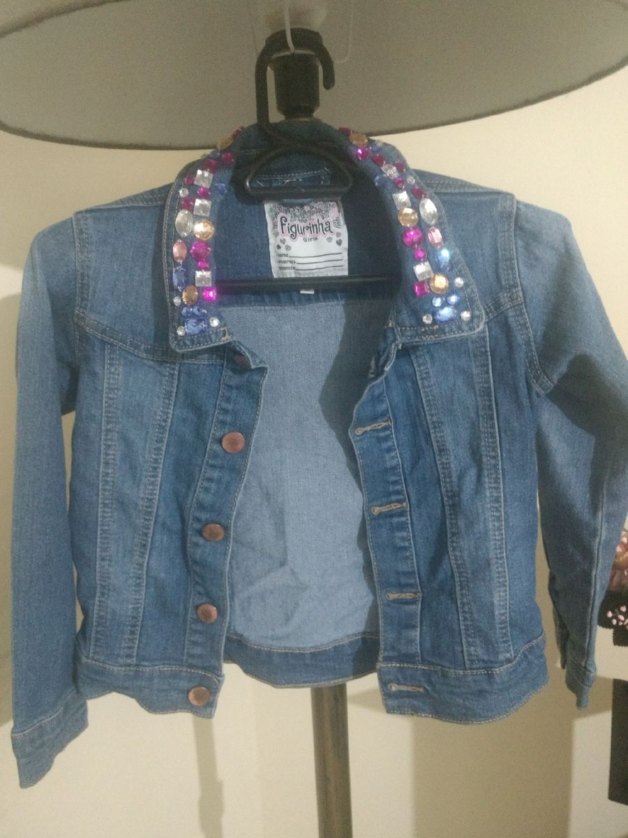 camisa jeans bordada com pedraria