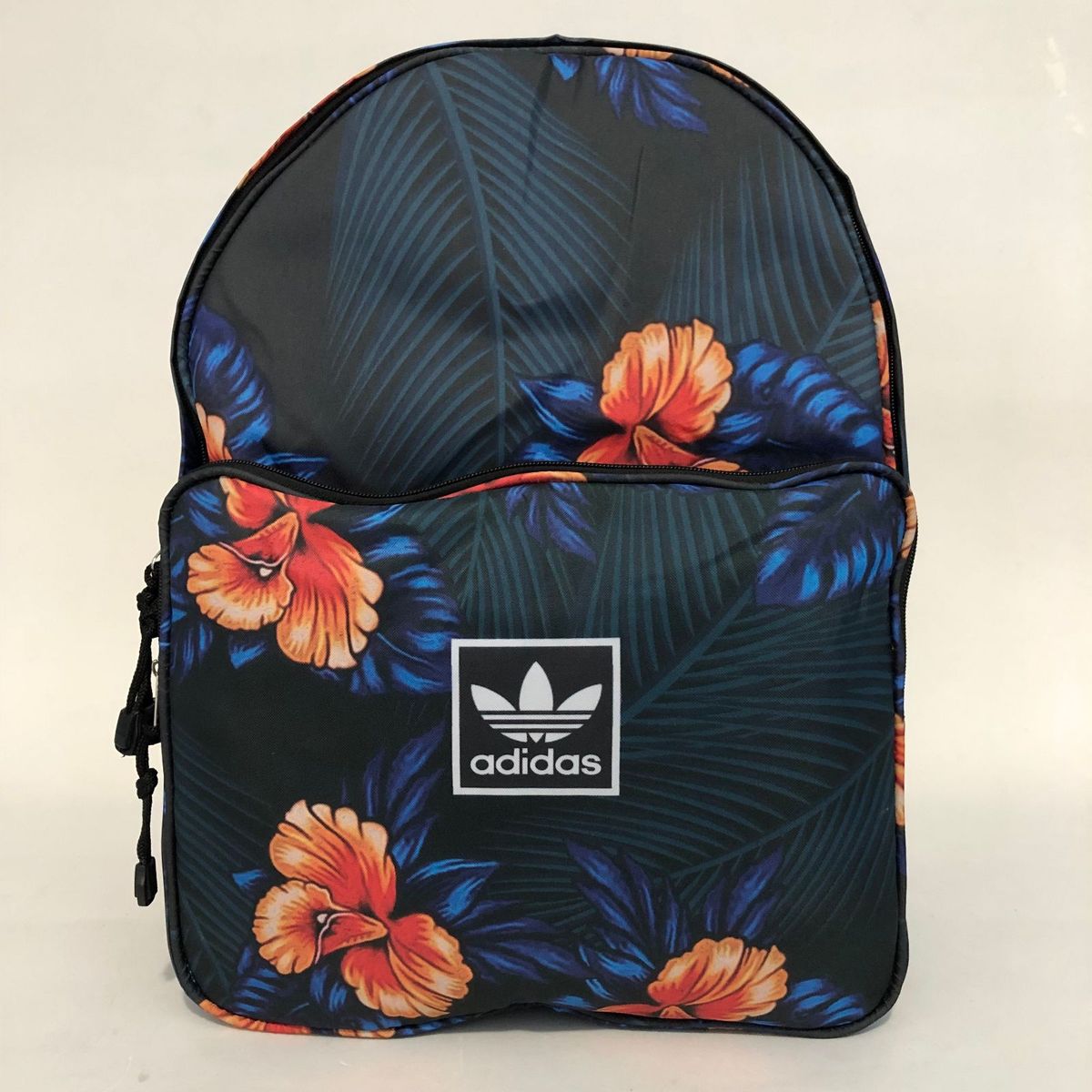 mochila adidas estampada feminina